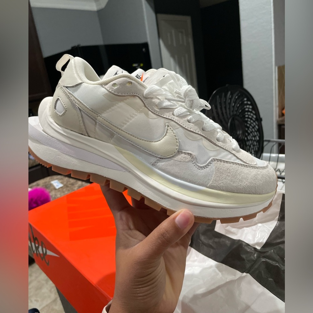 Nike sacai x VaporWaffle 'Sail Gum SIZE 8 Women/ 6.5 MEN
